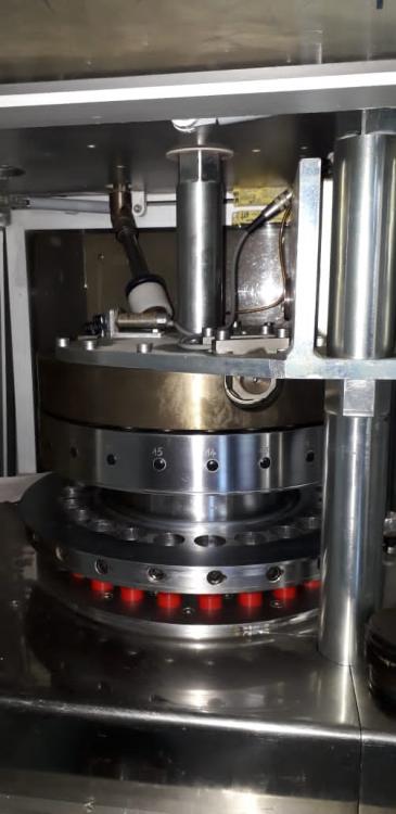 Comprimeuse rotative SVIAC PR24