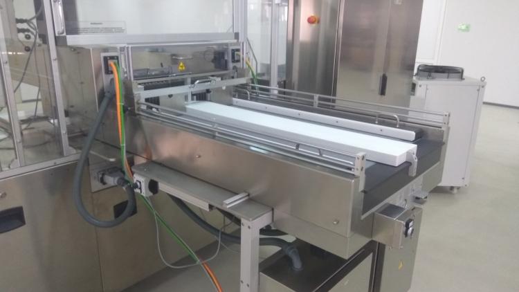 Thermoformeuse pour ampoules CAM NMX/F