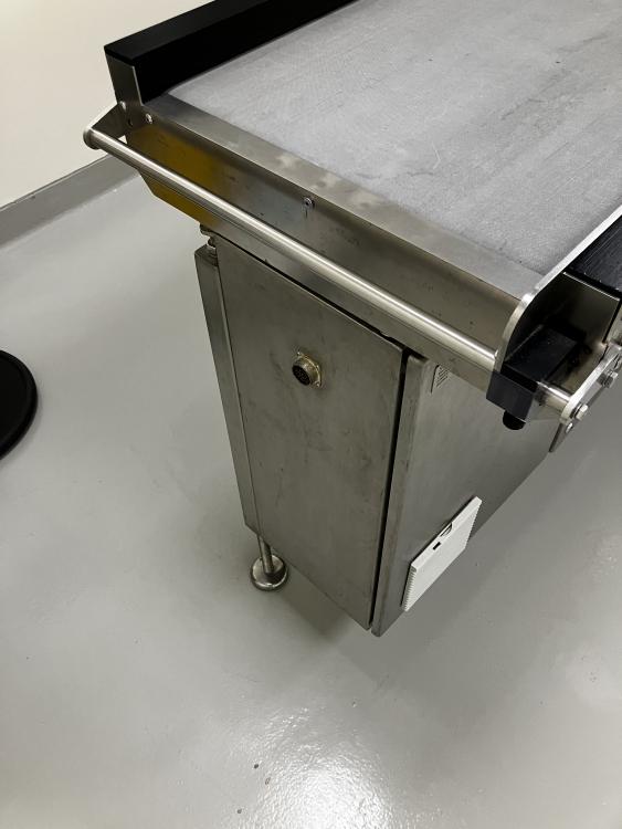 Mireuse semi-automaitque pour vials SEIDENADER V90-AVSB/75-LR