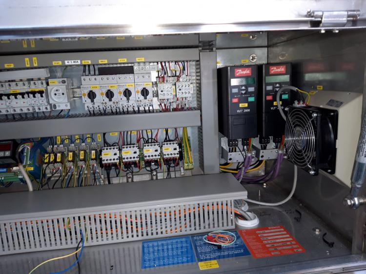 Machine automatique de détection de micro-fuites pour ampoules BOSCH KLD1042