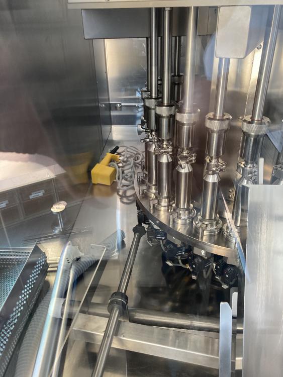 Machine de détection de micro-fuites pour ampoules par le vide