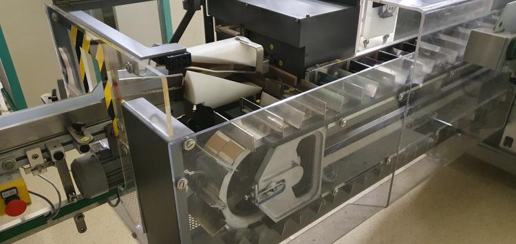 Encartonneuse pour flacons Marchesini MA80