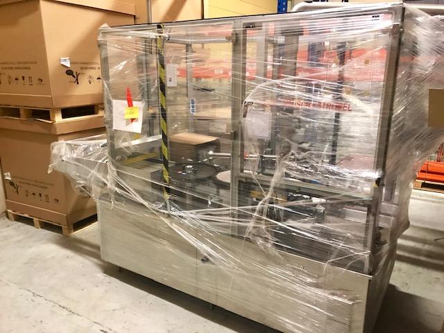 Etiqueteuse automatique pour ampoules, cartouches et vials Bausch & Stroebel ESA 1025