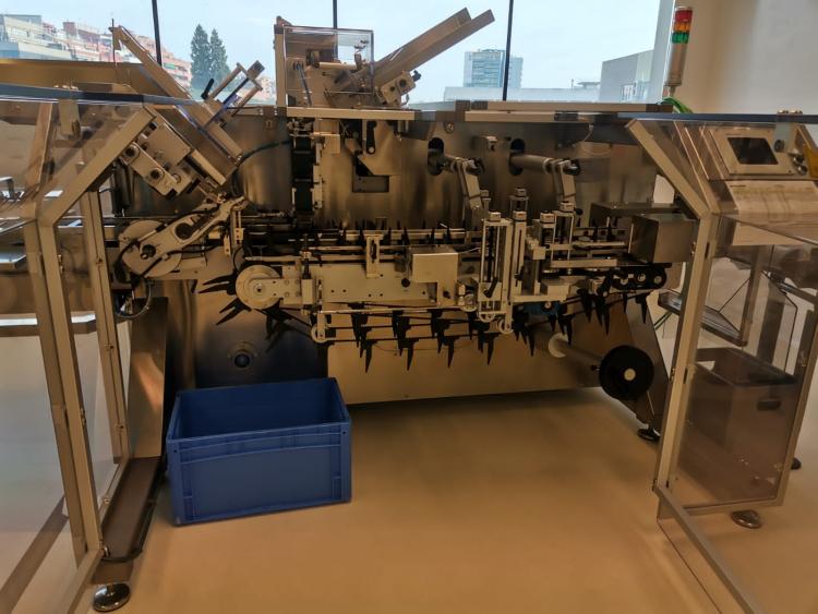 Ligne pour tubes plastiques Romaco Unipac U20100